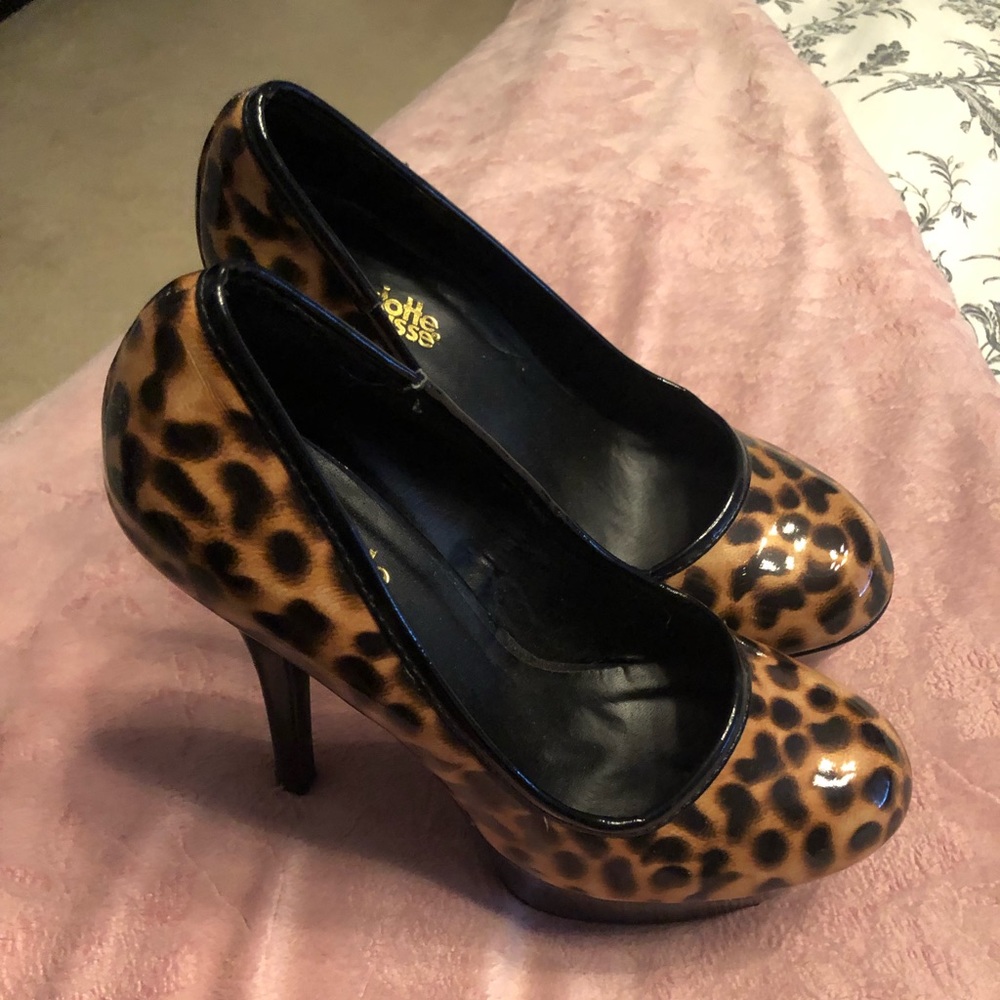 Charlotte Russe cheetah heals